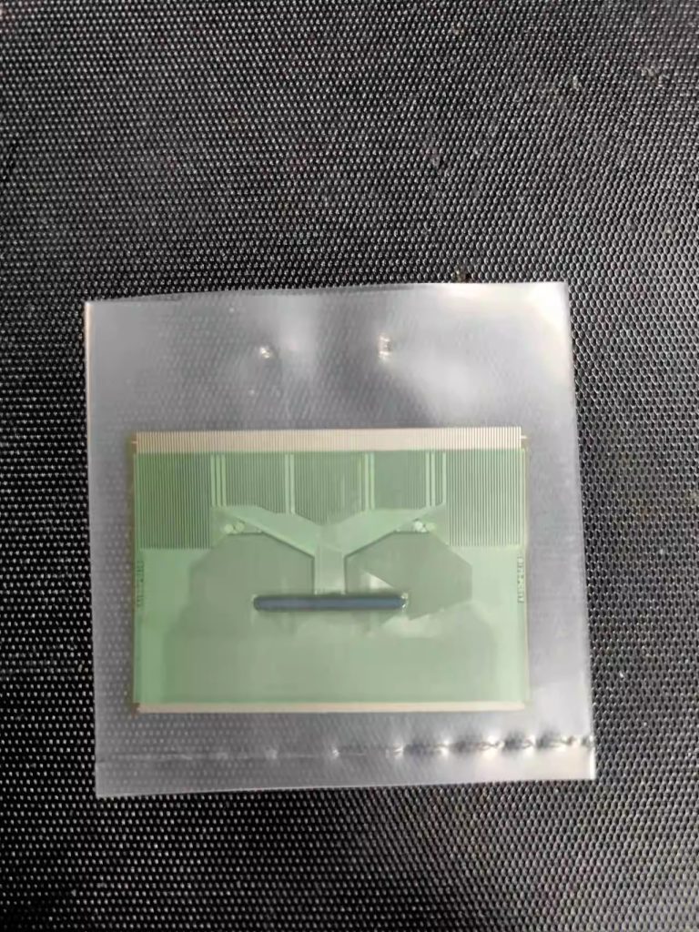 8175-KC598 Brand new original COF IC